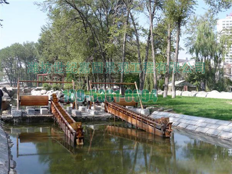 木質(zhì)龍骨水車